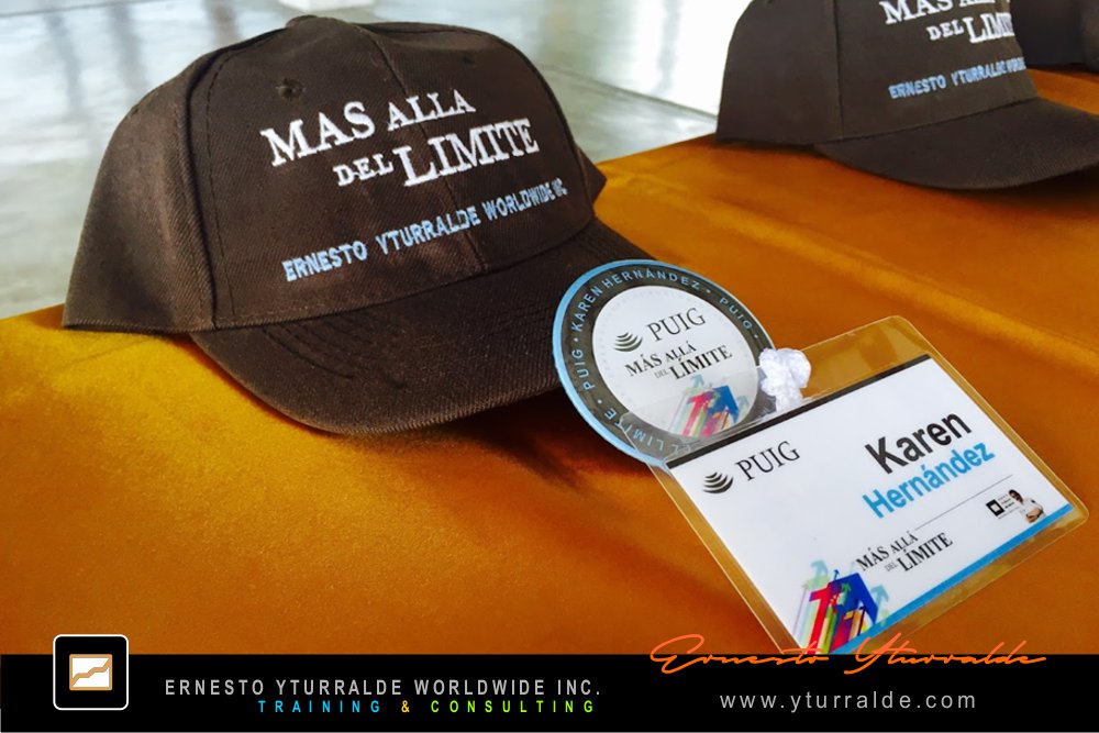 Puertas Afuera | Dinámica de Team Building enfocada en cooperación y resolución de desafíos