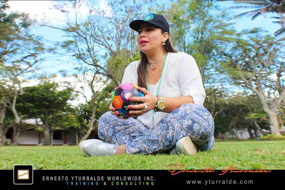 Puertas Afuera | Dinámica de cuerdas que promueve la cooperación y la resolución conjunta de retos