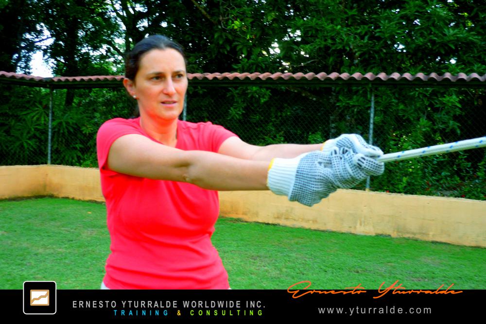 Puertas Afuera | Taller de Cuerdas diseñado para promover la colaboración y la motivación