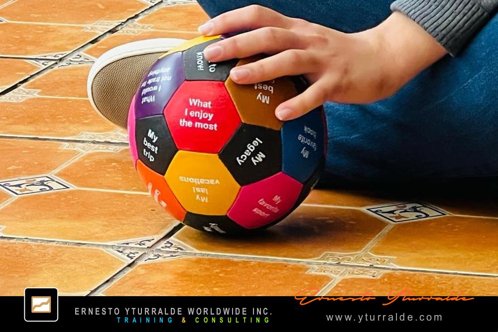 Puertas Afuera | Team Building Outdoor LATAM, El Caribe y USA Talleres de Cuerdas Bajas | Team Building Empresarial para el desarrollo de equipos de trabajo